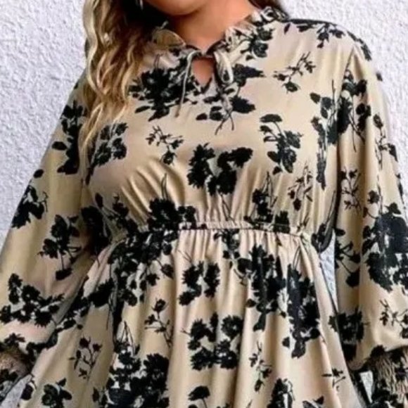 SHEIN Unity Plus Floral Print Tie Neck Flare Sleeve Dress fits Sz 14 / 16 - Picture 2 of 5